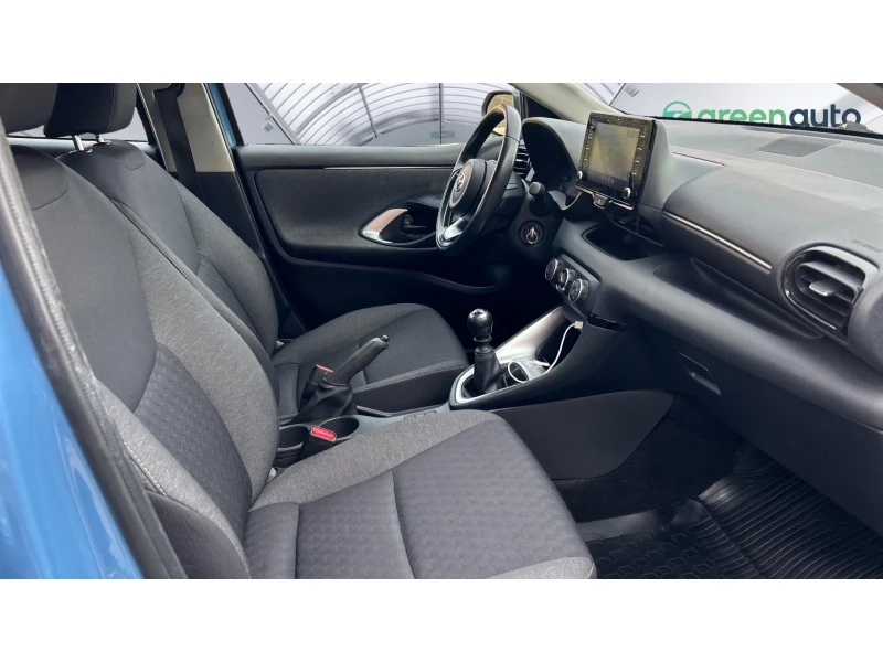 Toyota Yaris 1.5i M/T, Месечна вноска от 333 лв., снимка 11 - Автомобили и джипове - 52662106