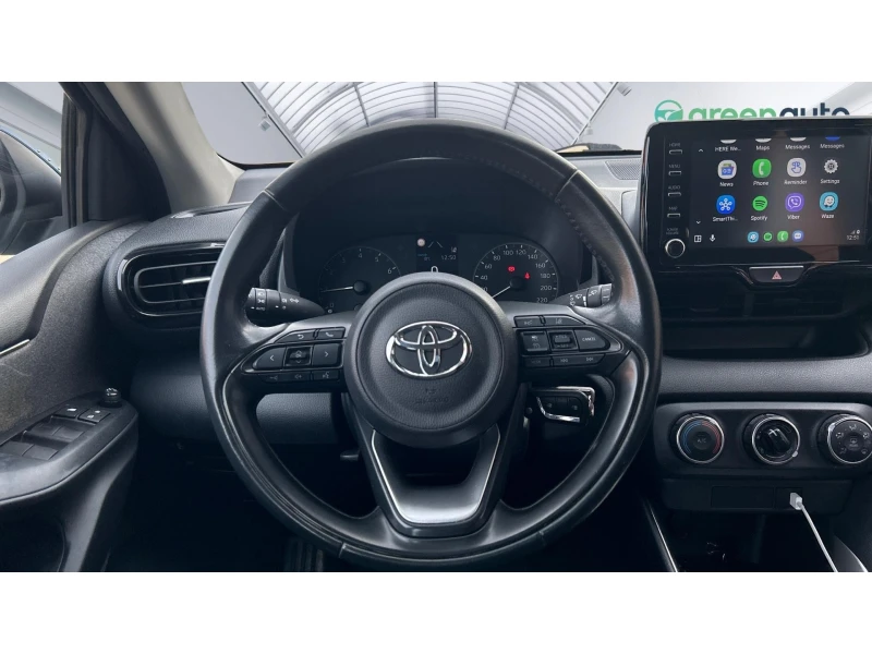 Toyota Yaris 1.5i M/T, Месечна вноска от 333 лв., снимка 14 - Автомобили и джипове - 52662106