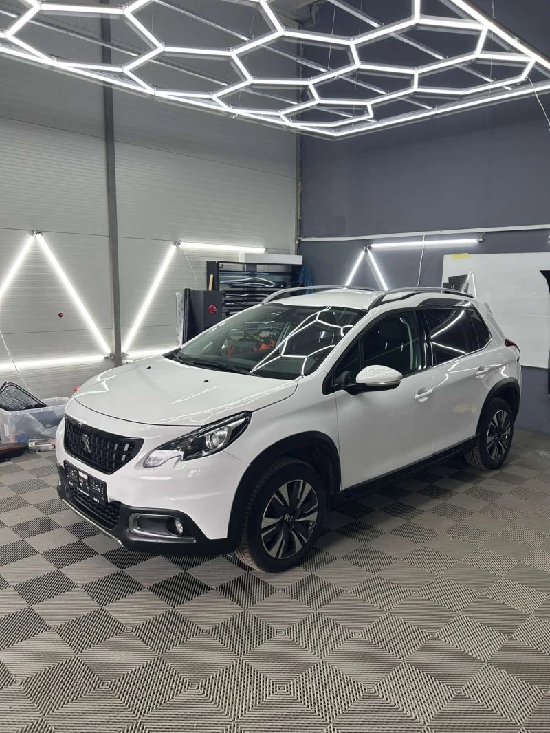 Peugeot 2008 Peugeot 2008 1.2i PURETECH ALLURE, снимка 2 - Автомобили и джипове - 52842460