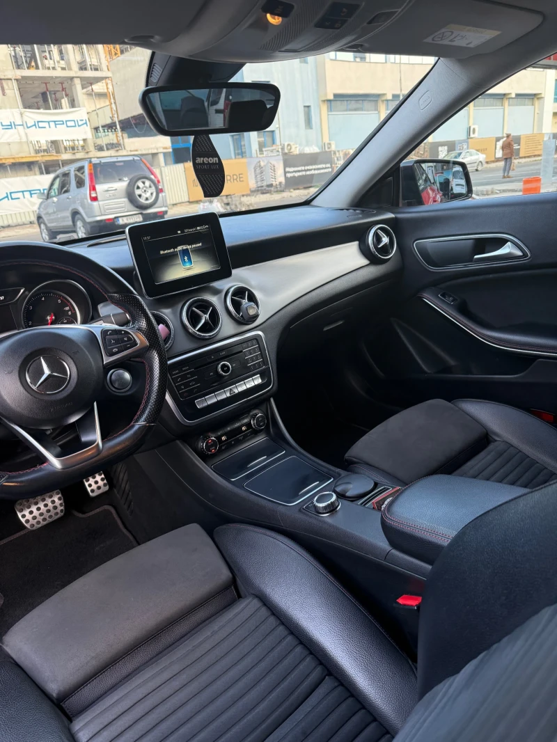 Mercedes-Benz CLA, снимка 12 - Автомобили и джипове - 52903774