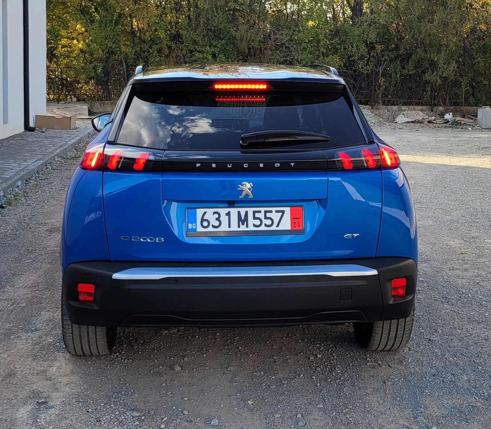 Peugeot 2008 GT Pack Premium 54kWh 136HP  - изображение 9