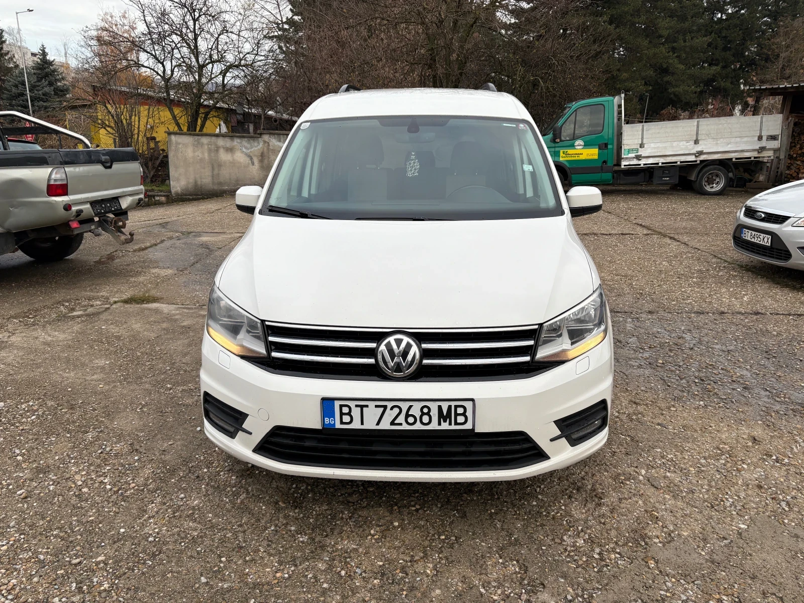 VW Caddy 2.0tdi 102hp - изображение 2