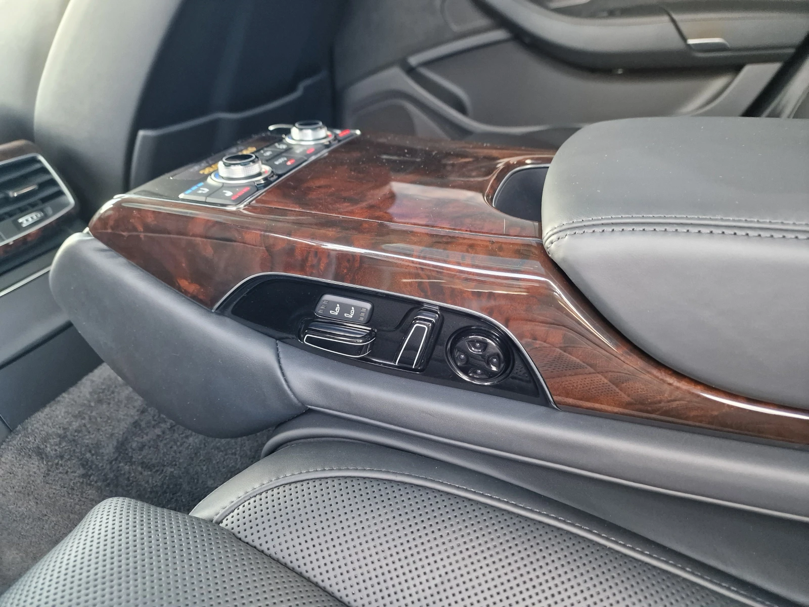 Audi A8 SPORT 4.0TFSI FullMax | Mobile.bg   11