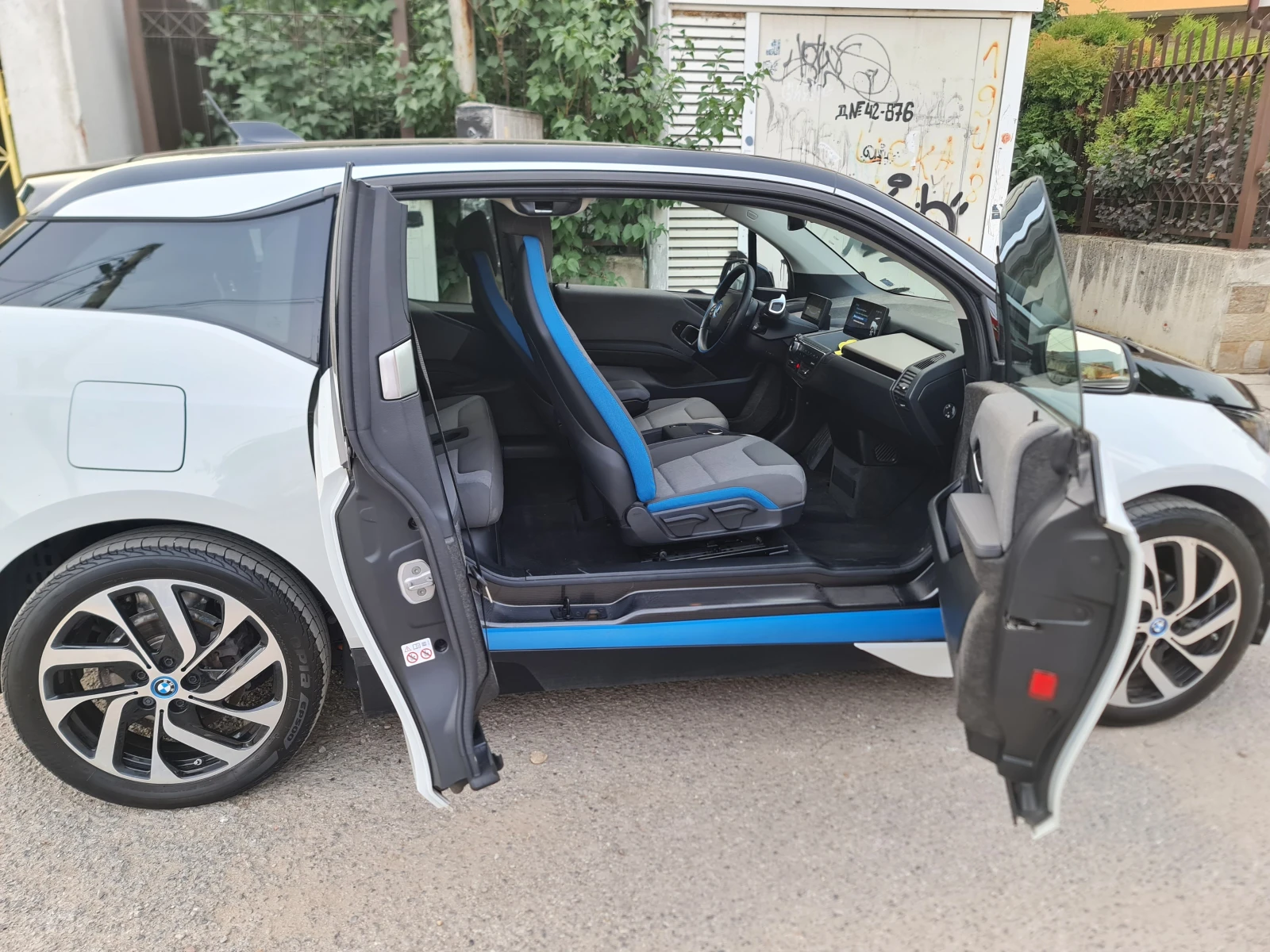 BMW i3 120ah ТЕРМОПОМПА, NAVI PRO, КАМЕРА - изображение 5