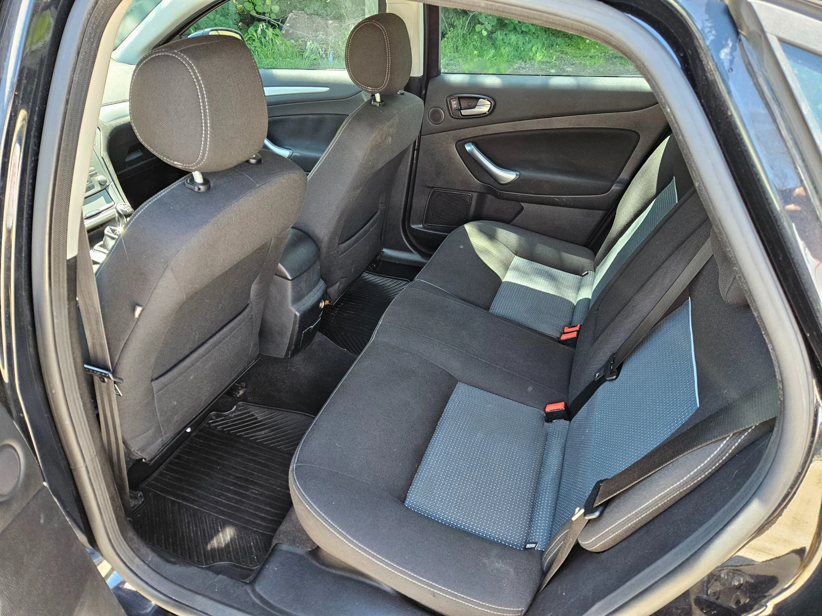 Ford Mondeo 2.0TDCI - изображение 6