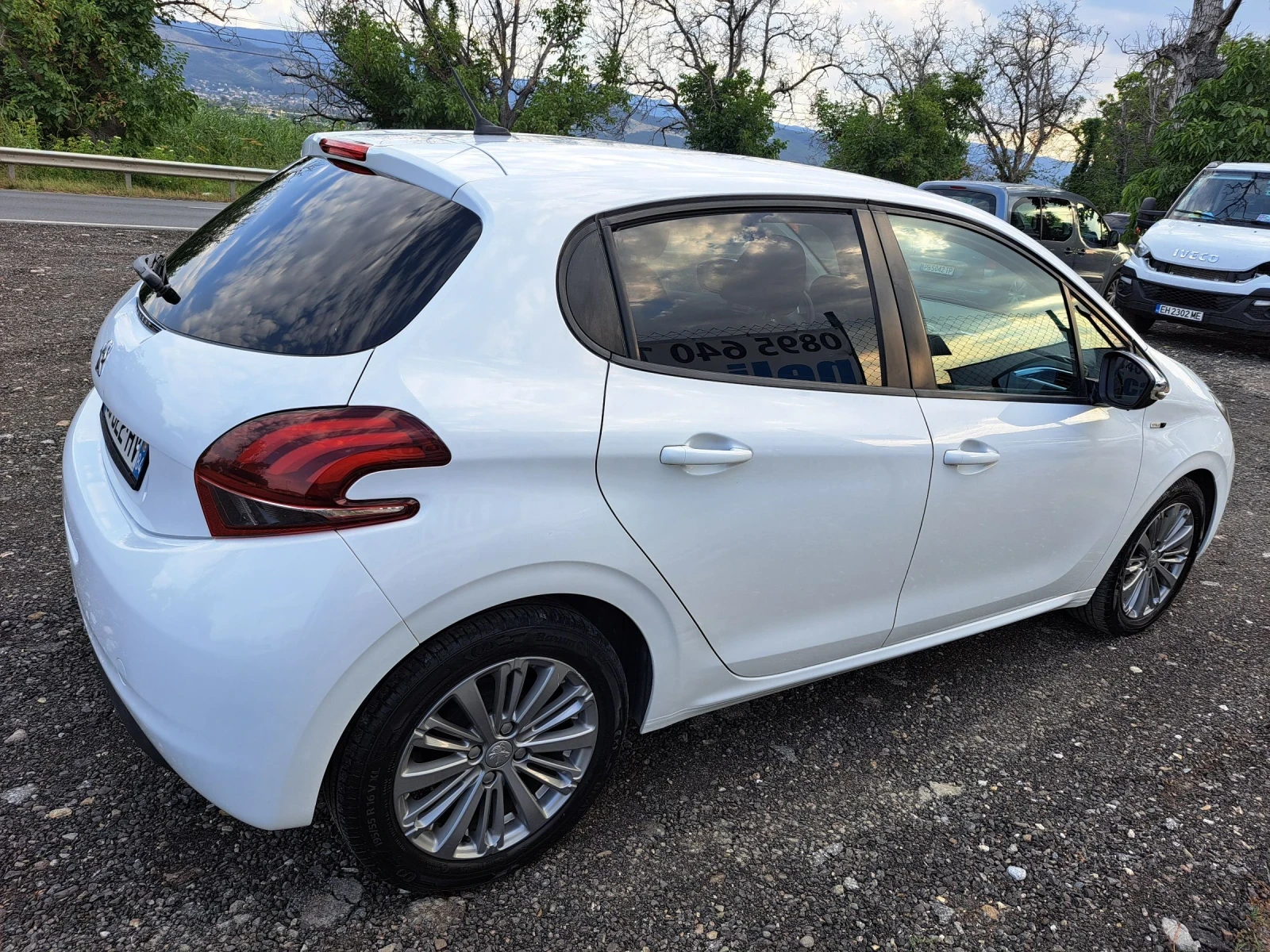 Peugeot 208 1.6 HDI EURO6 - изображение 6