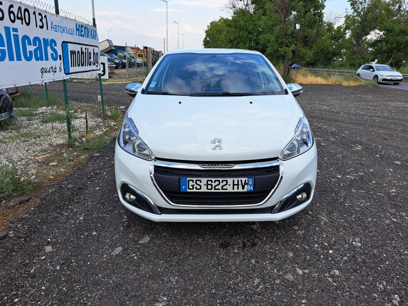 Peugeot 208 1.6 HDI EURO6 - изображение 2