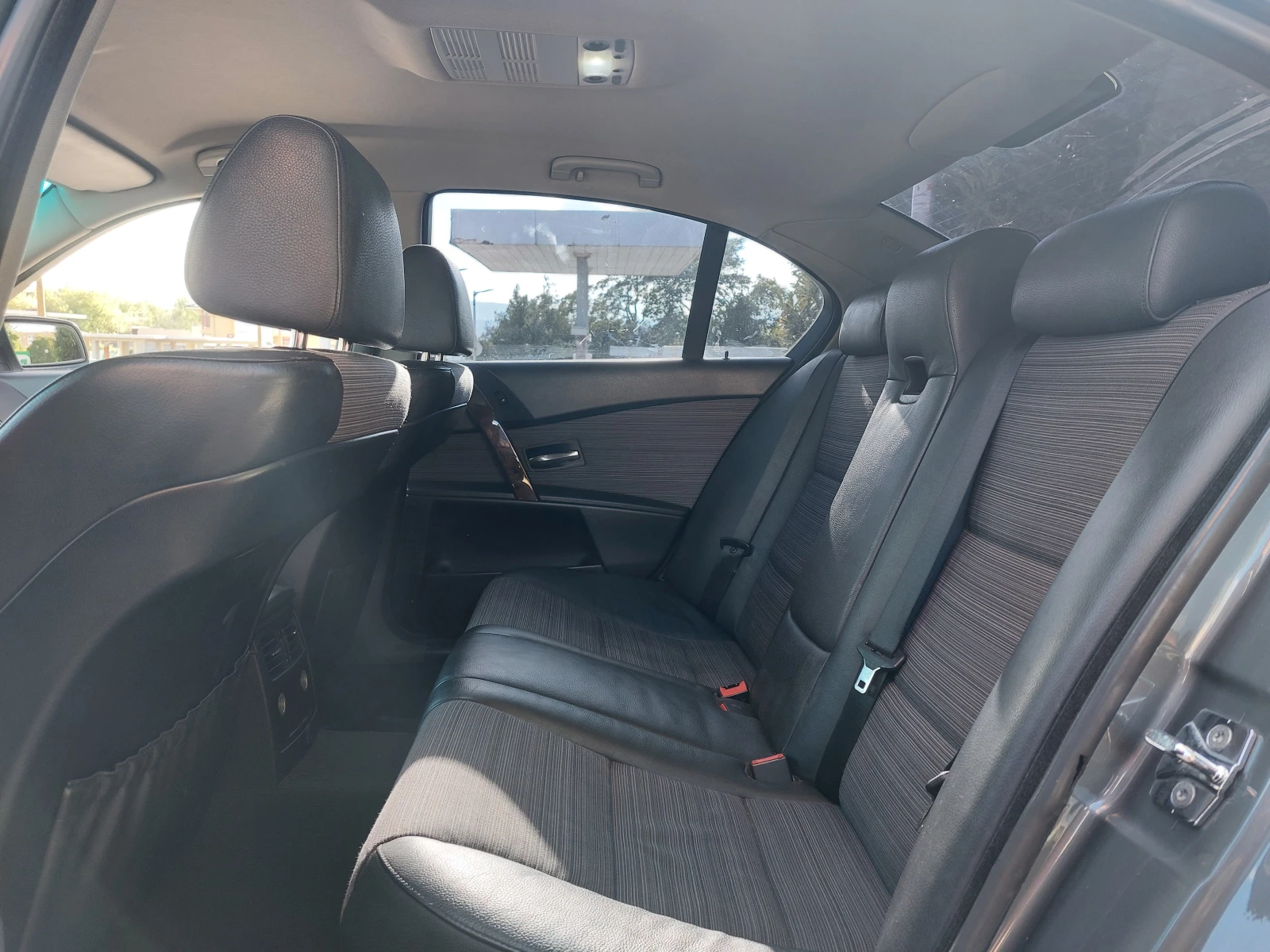 BMW 525 2.5D* AUTOMATIC* 36м. х 223лв.*  - изображение 9