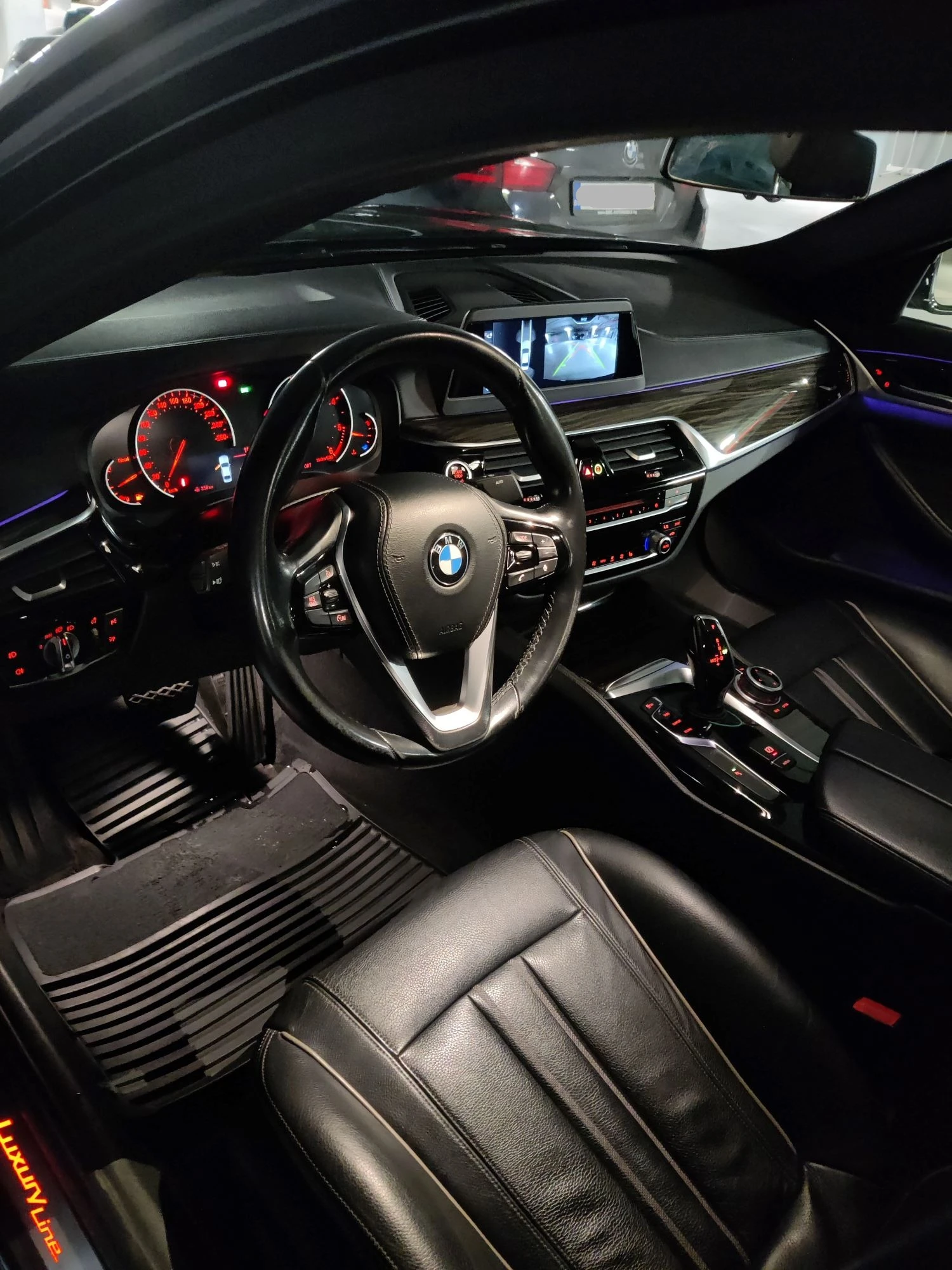 BMW 520 xDrive Luxury | Mobile.bg   12