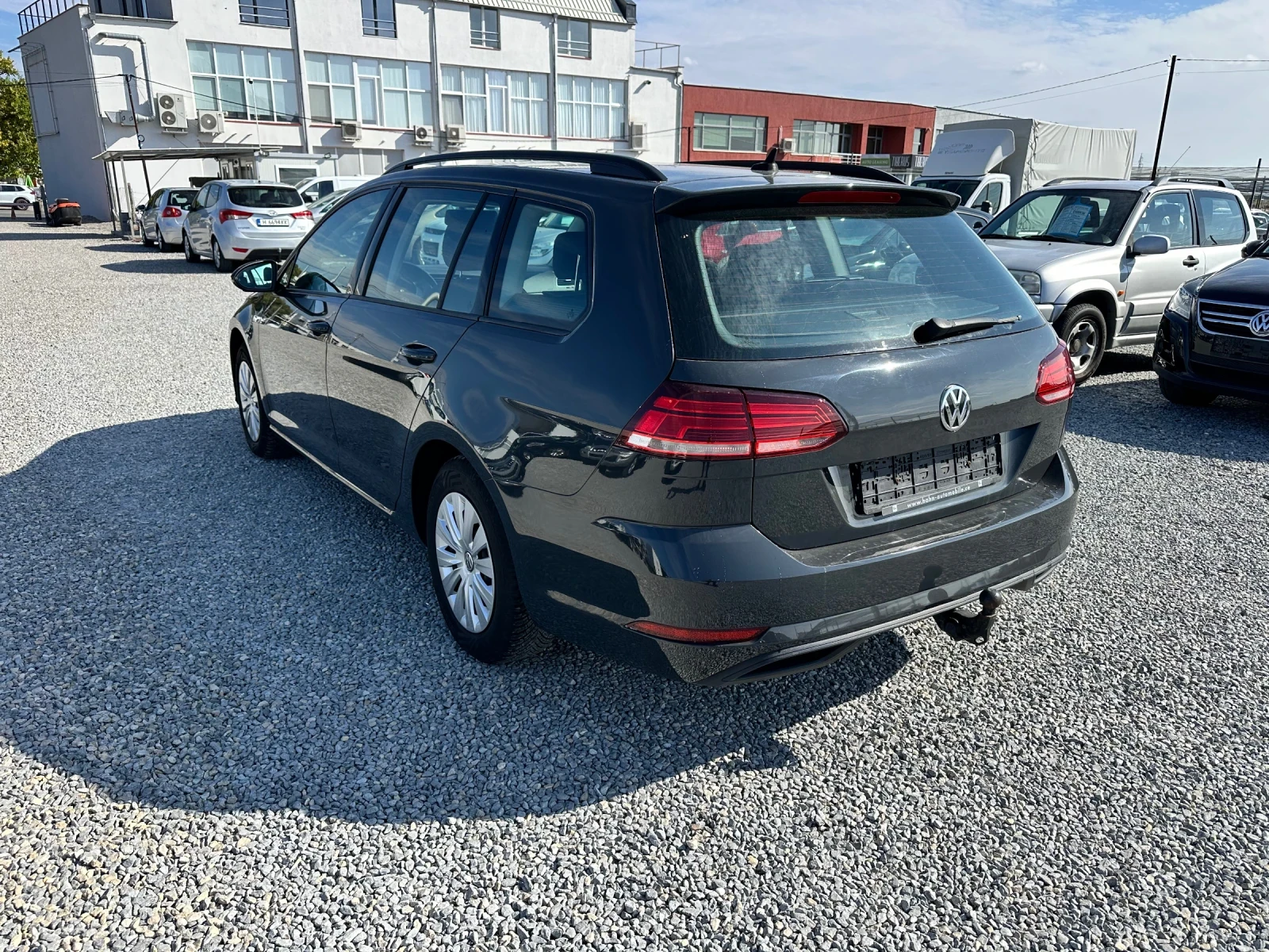 VW Golf 1.6 TDI | Mobile.bg — изображение 6