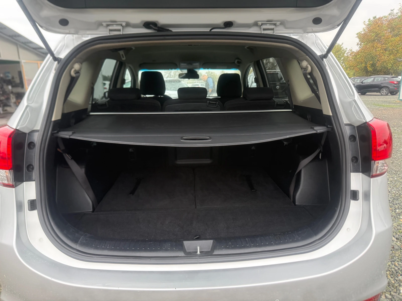 Kia Carens 1.7 NAVI 7   | Mobile.bg   13