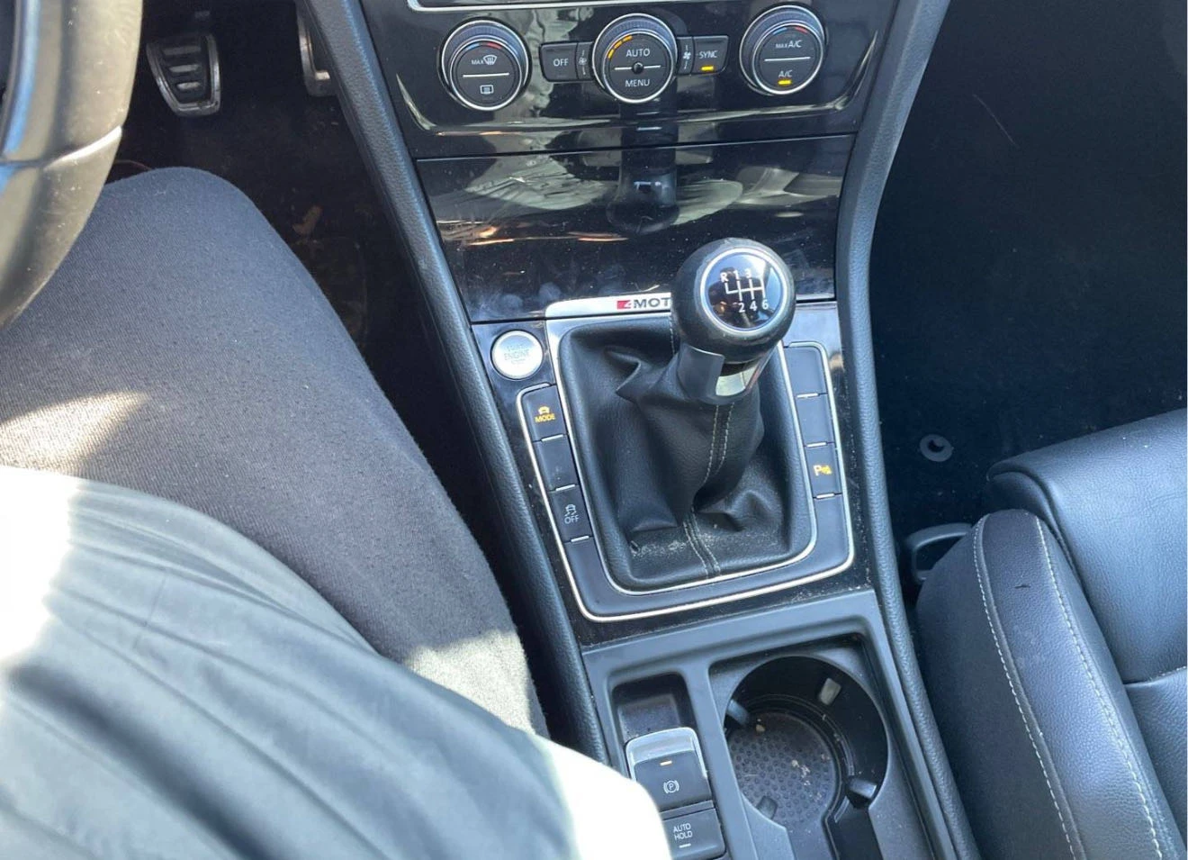 VW Golf * R* CARFAX *    | Mobile.bg   8