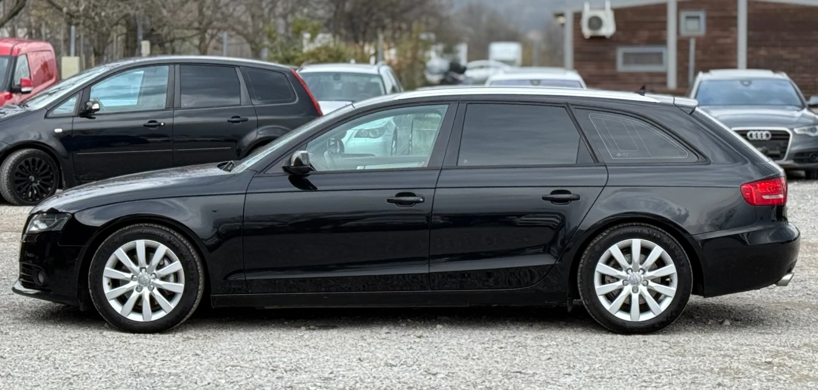 Audi A4 3.0TDi 239к.с * Навигация* * Ксенон*  - изображение 7