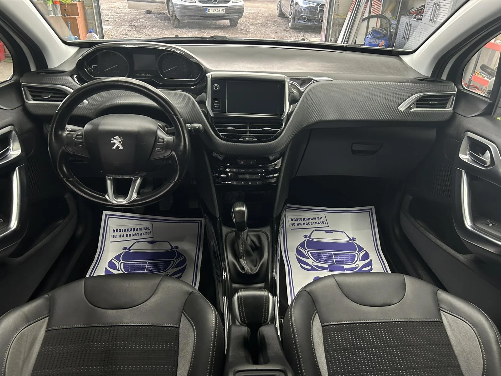 Peugeot 2008 Peugeot 2008 1.2i PURETECH ALLURE - изображение 10