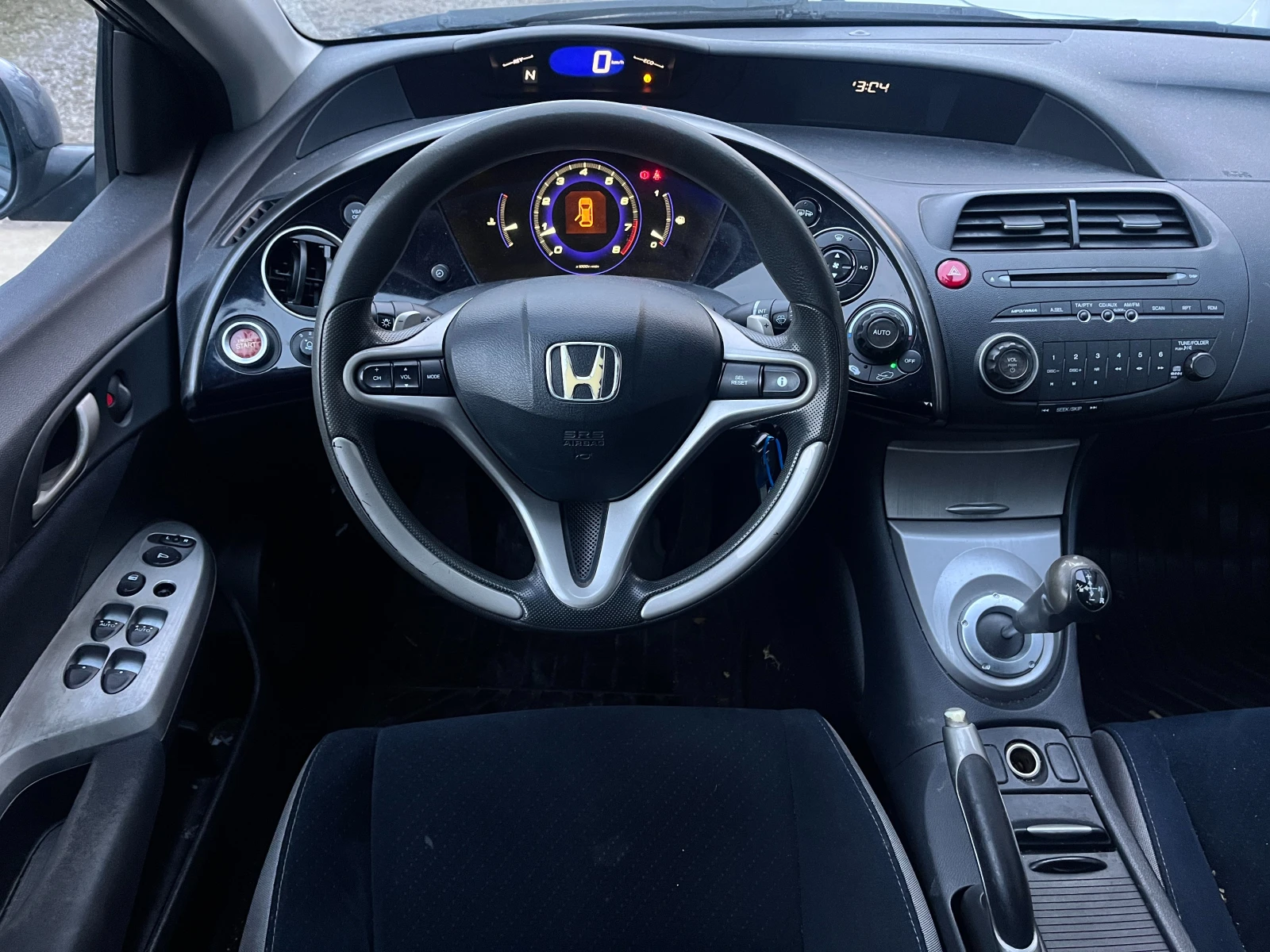 Honda Civic 1.8i-АВТОМАТИК - изображение 9