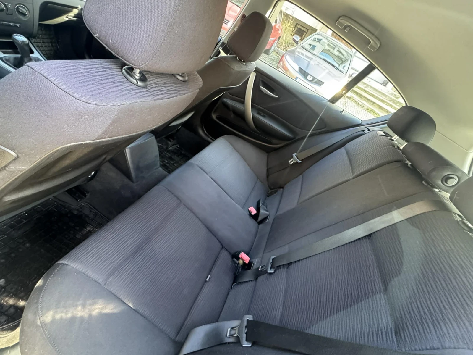 BMW 118  - изображение 6