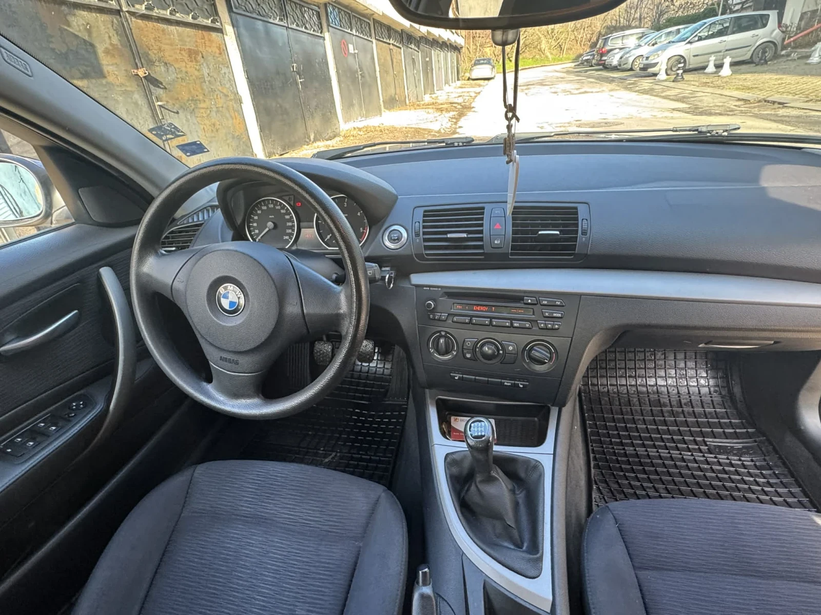 BMW 118  - изображение 5