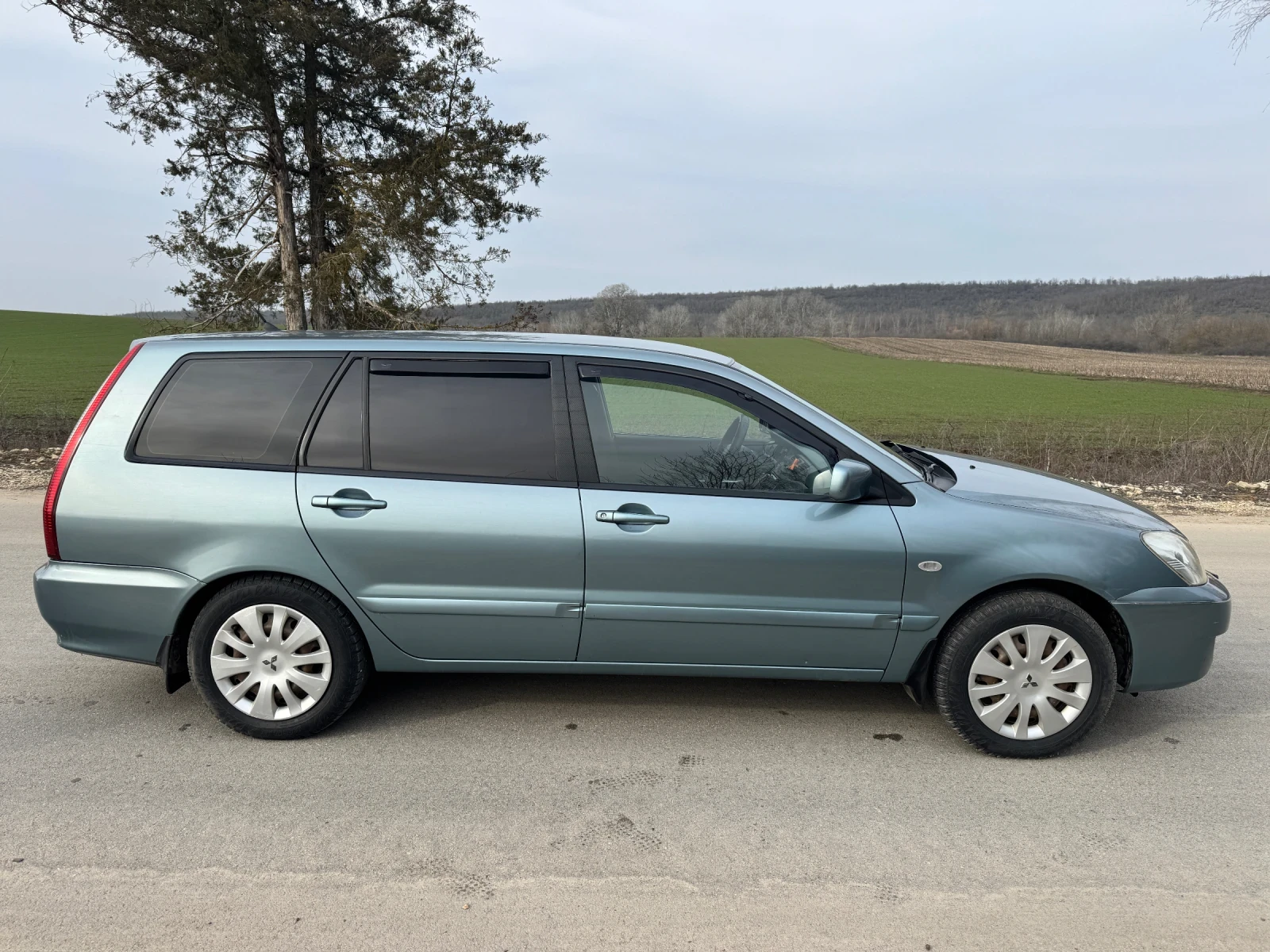 Mitsubishi Lancer  - изображение 4