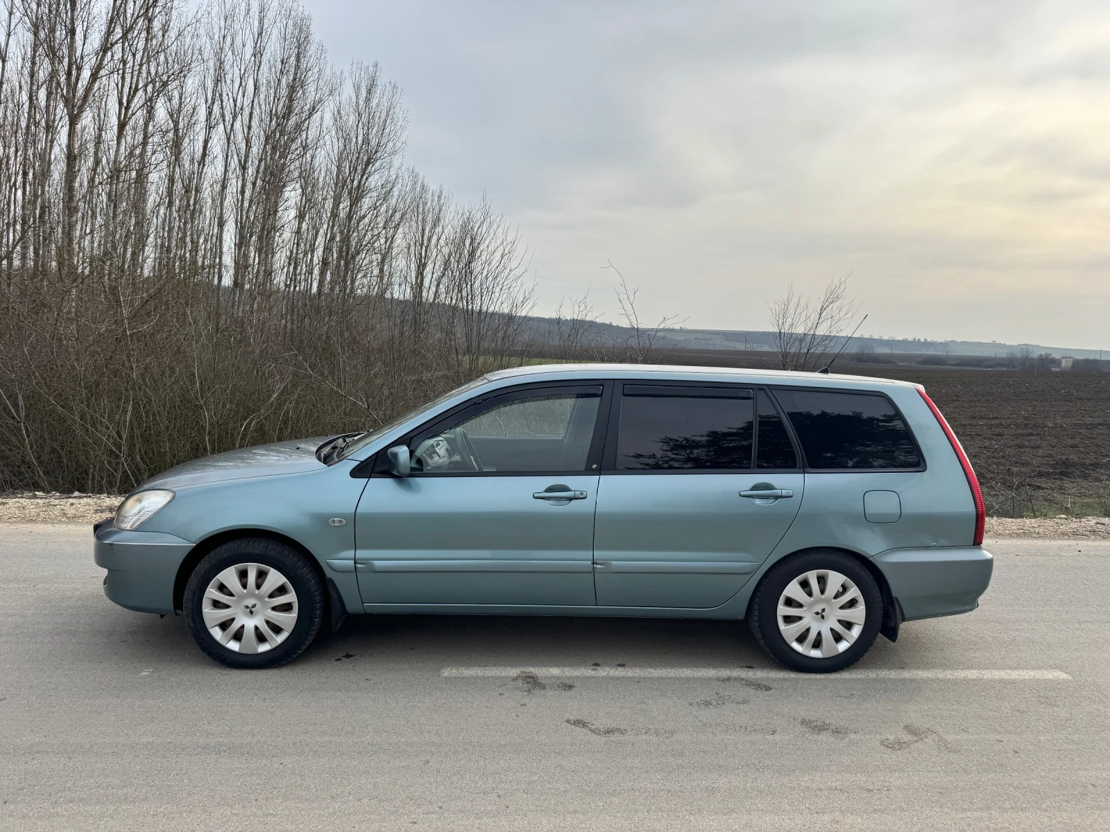 Mitsubishi Lancer  - изображение 3