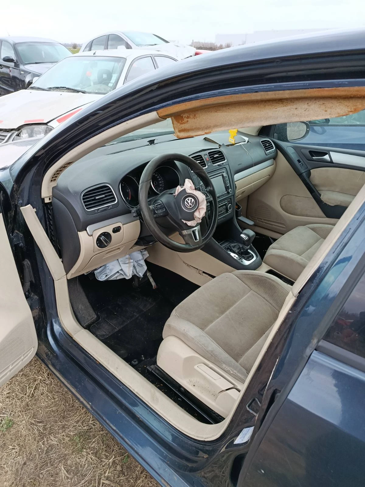 VW Golf 2.0TDI тип мотор CBA, снимка 6 - Автомобили и джипове - 53913746