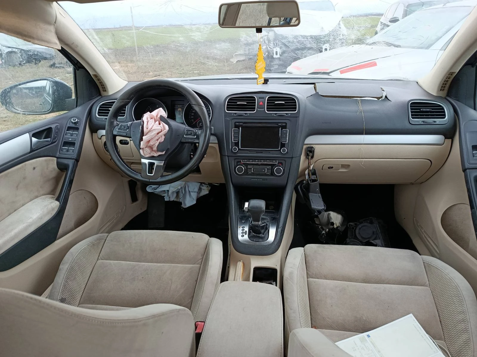 VW Golf 2.0TDI тип мотор CBA, снимка 8 - Автомобили и джипове - 53913746