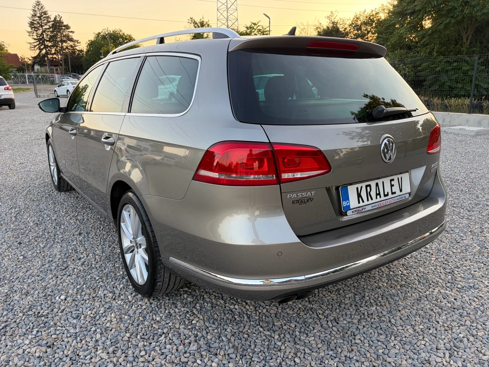 VW Passat 2.0TDI HIGH LINE , снимка 3 - Автомобили и джипове - 54366982