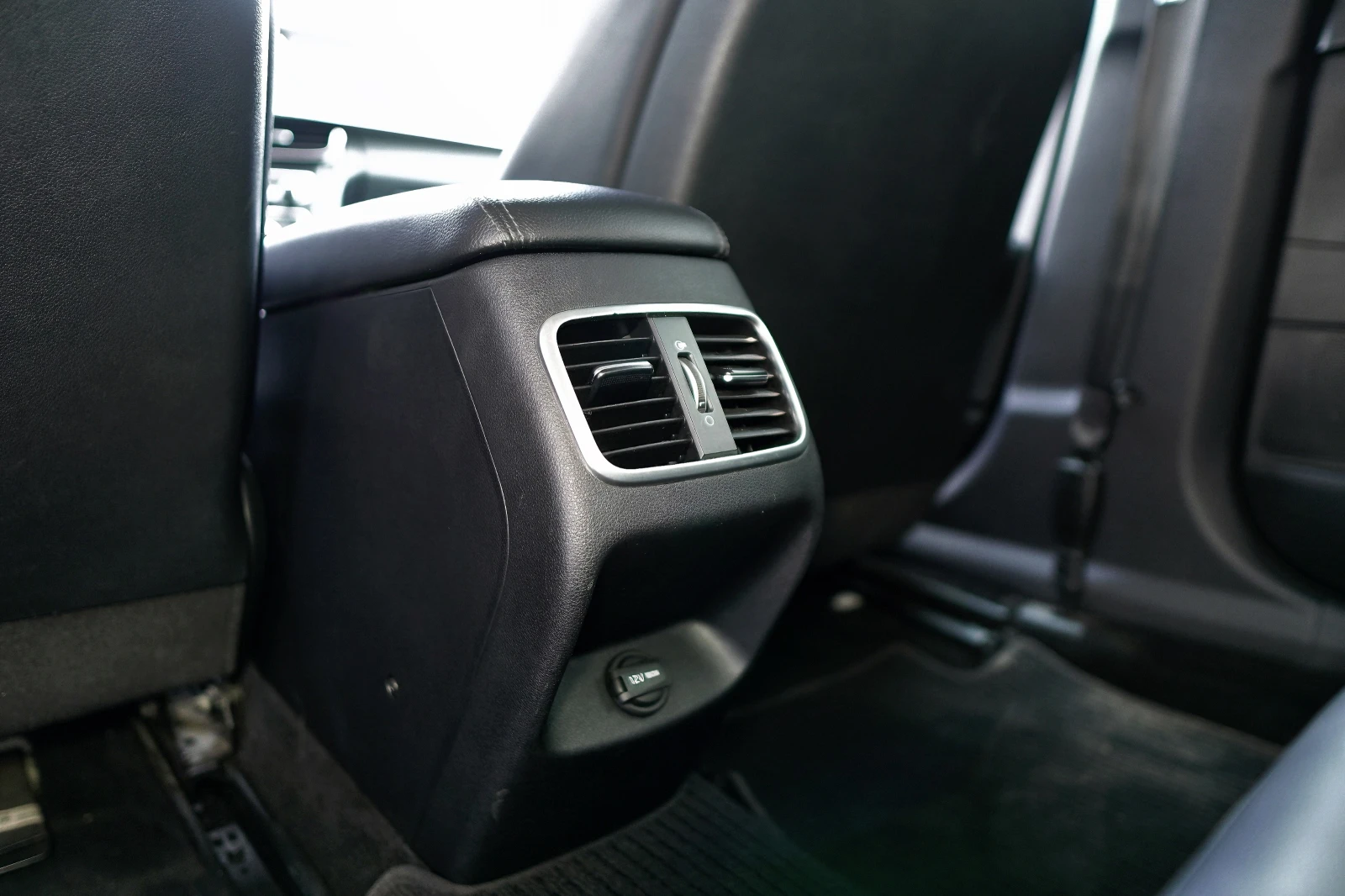 Kia K5, снимка 17 - Автомобили и джипове - 54419036
