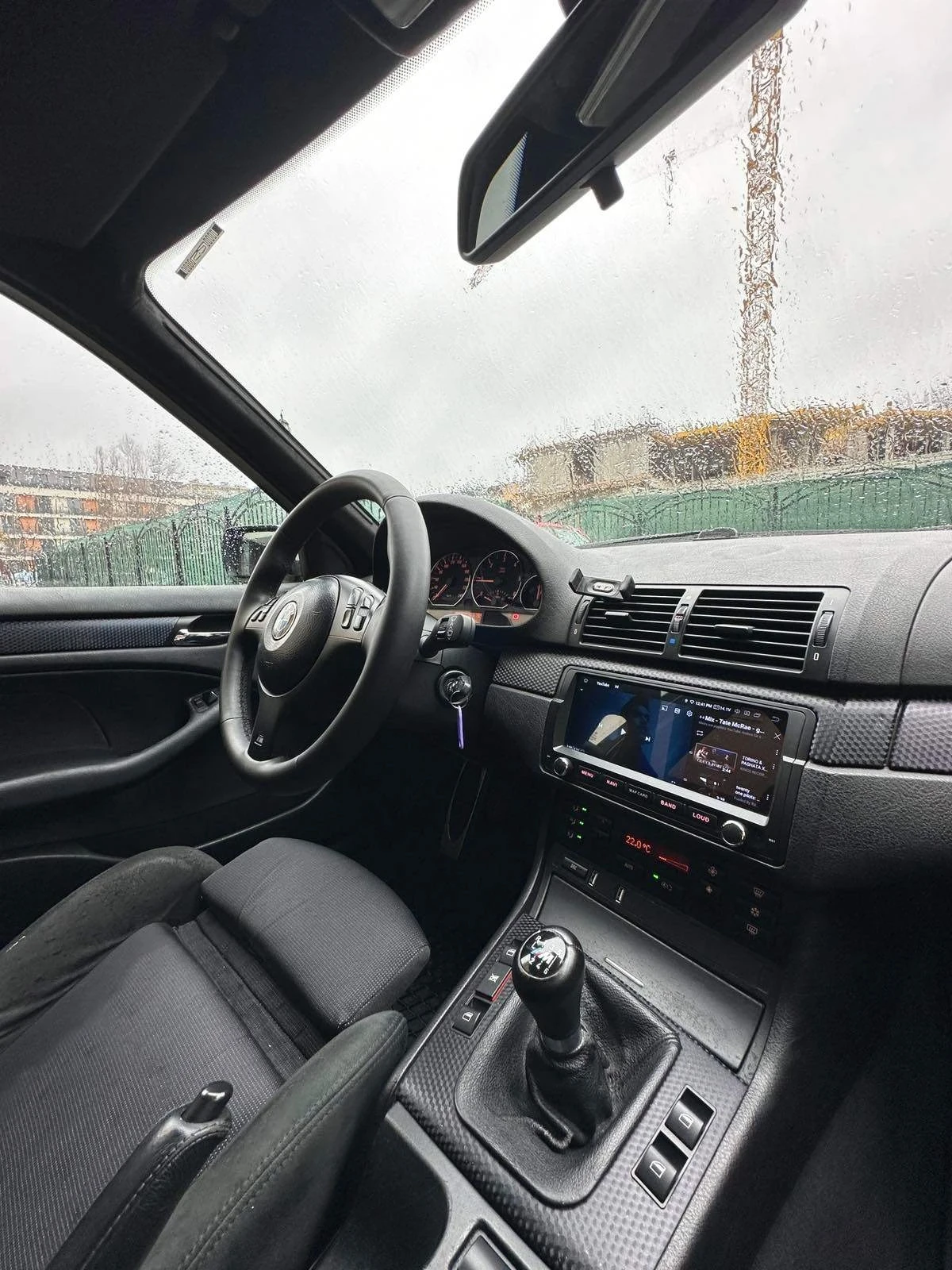 BMW 320, снимка 17 - Автомобили и джипове - 54572040