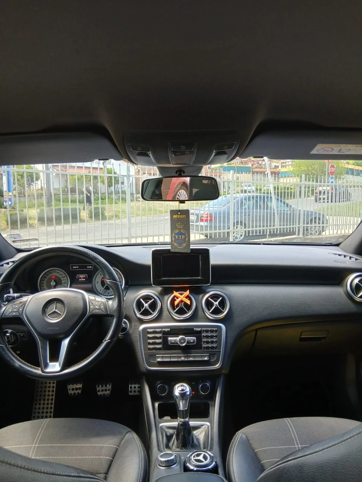 Mercedes-Benz A 200 AMG , снимка 8 - Автомобили и джипове - 54621536
