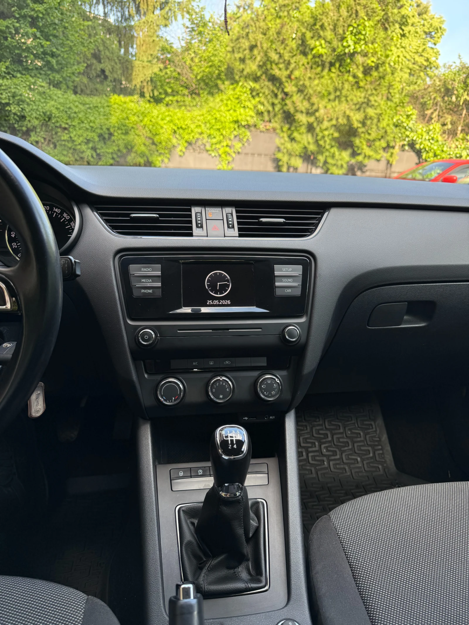 Skoda Octavia, снимка 9 - Автомобили и джипове - 54675020