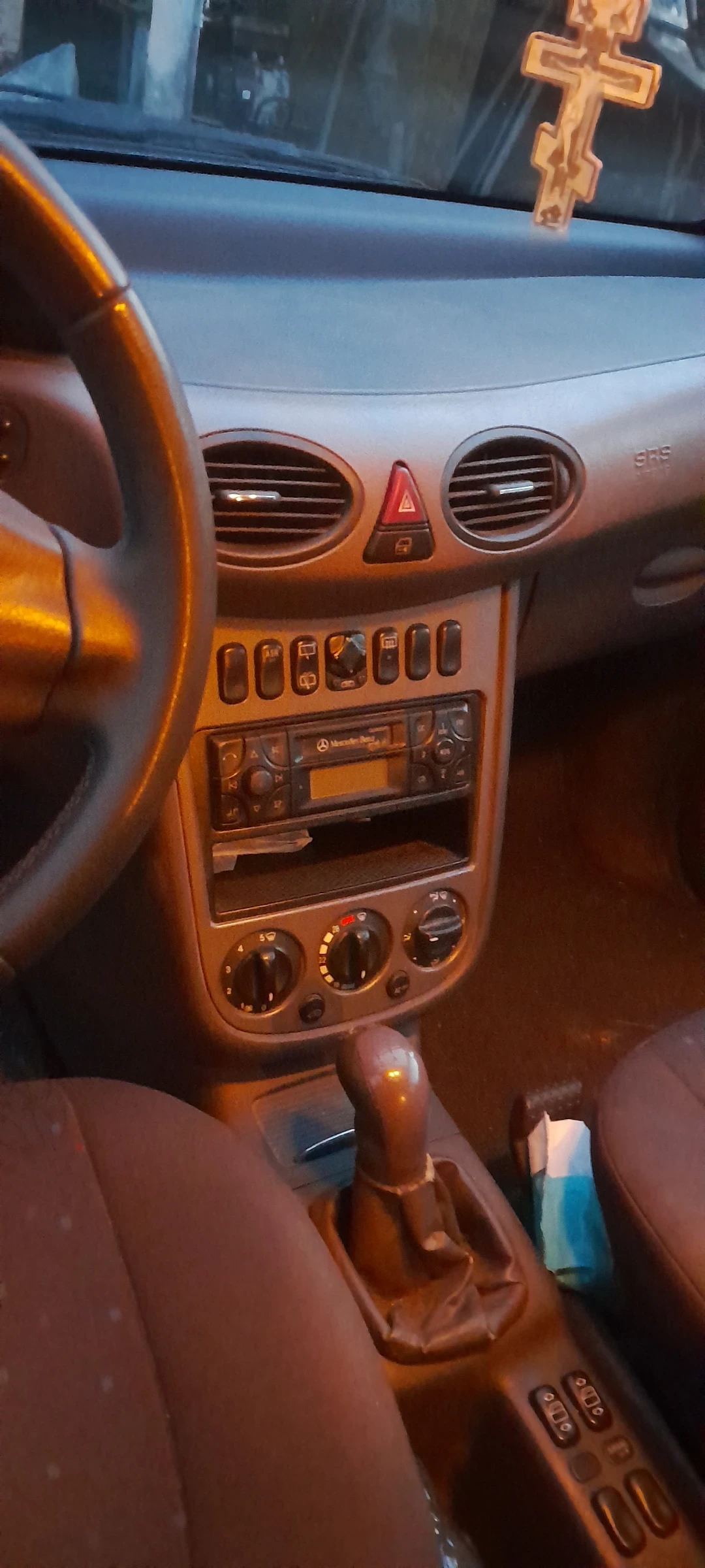 Mercedes-Benz A 140, снимка 3 - Автомобили и джипове - 54905397