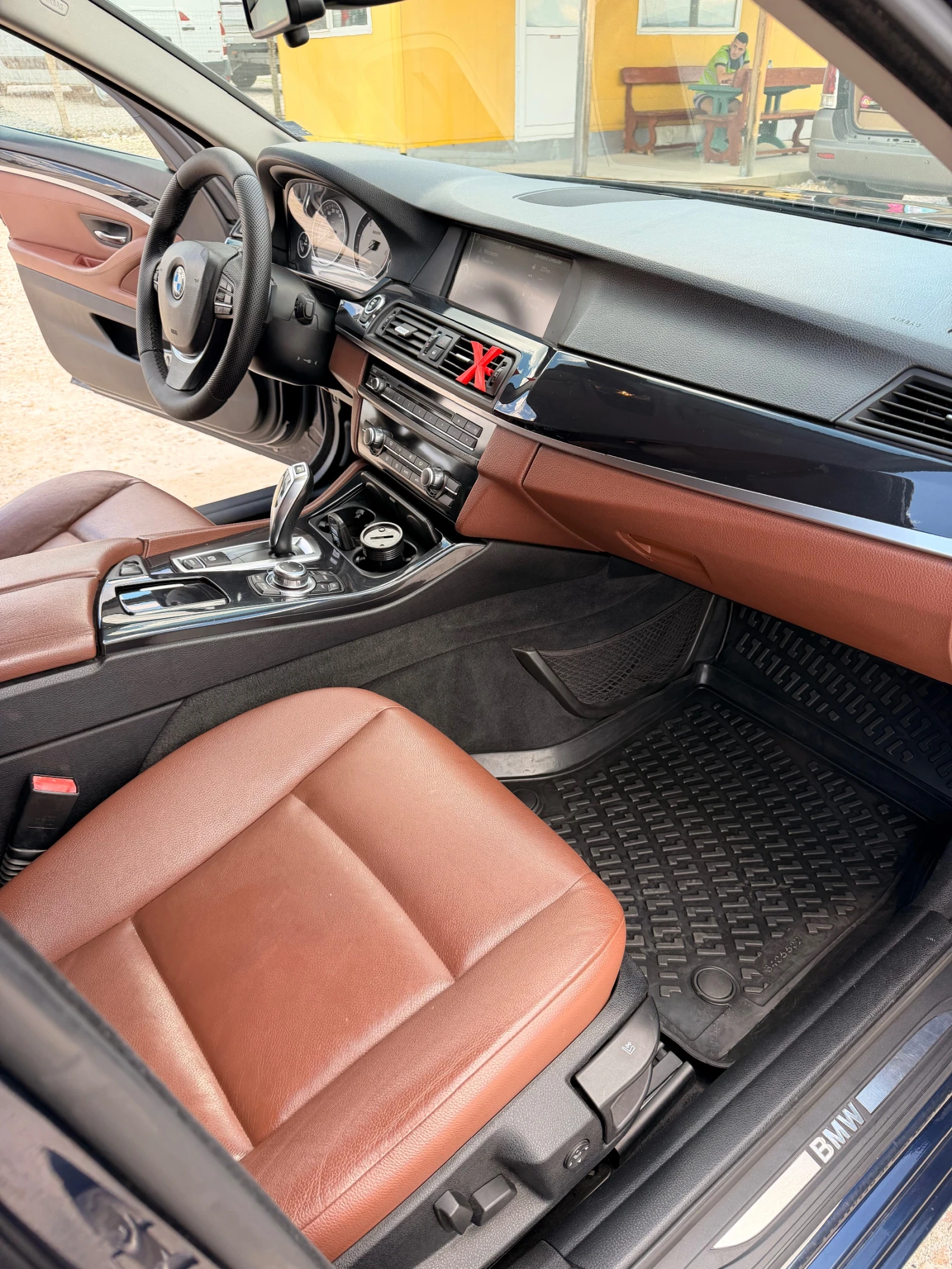 BMW 530, снимка 11 - Автомобили и джипове - 56156511