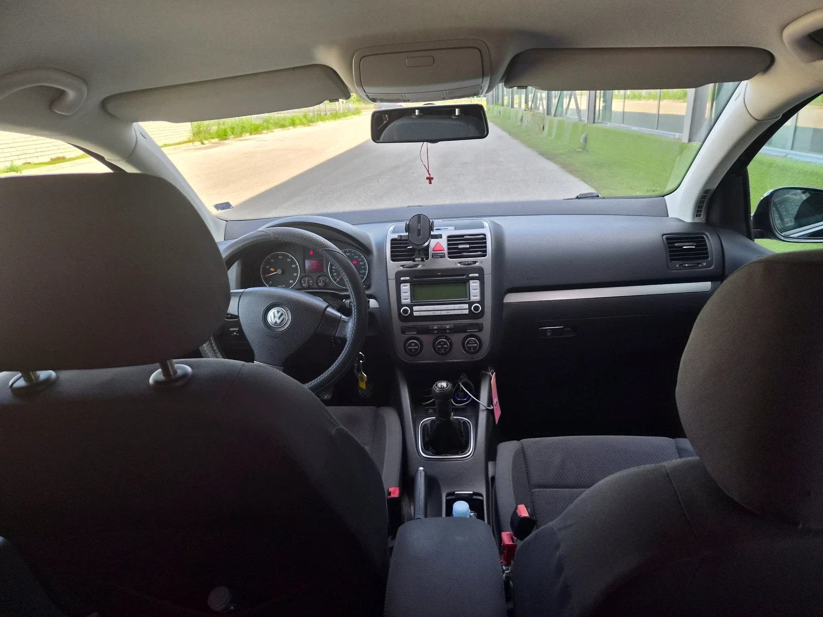 VW Golf 5, снимка 6 - Автомобили и джипове - 54985512