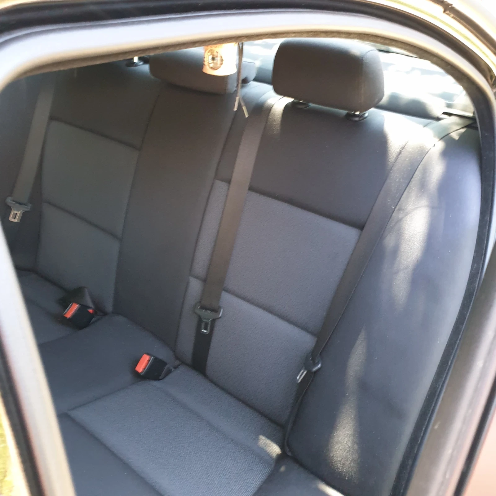BMW 320, снимка 4 - Автомобили и джипове - 55295758
