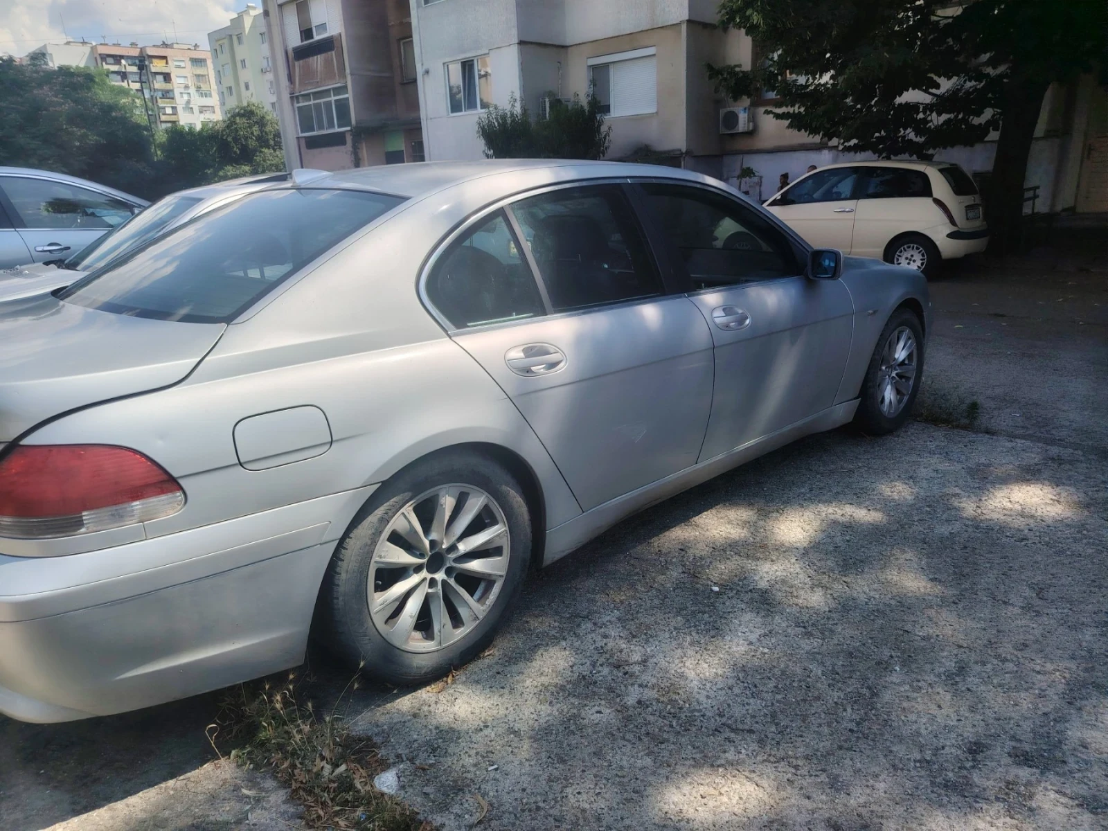 BMW 735, снимка 3 - Автомобили и джипове - 55322621