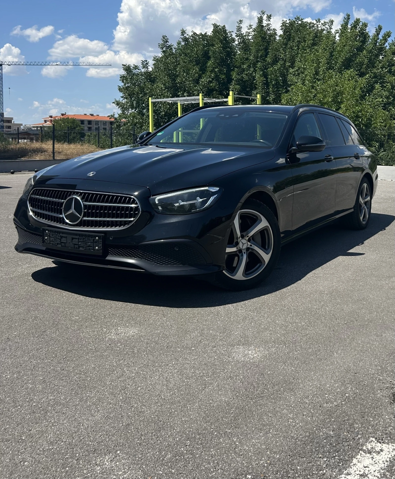 Mercedes-Benz E 300 E 300e Plug-in Hybrid