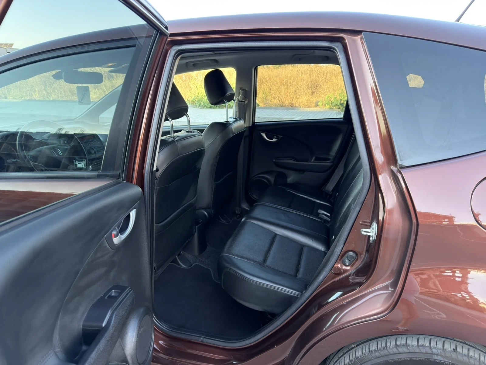 Honda Jazz 1.4i Swiss, снимка 14 - Автомобили и джипове - 55743424