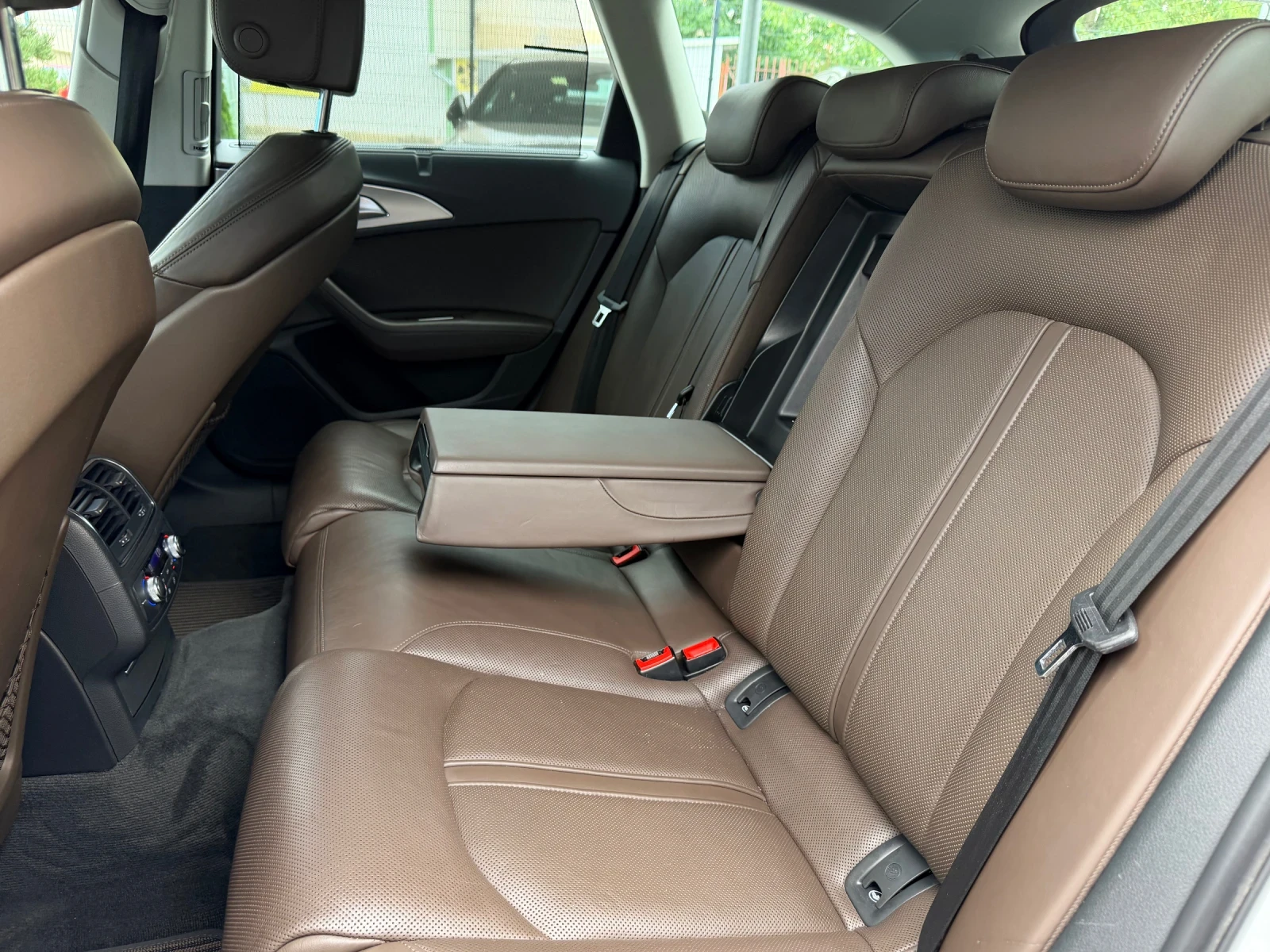 Audi A6 Allroad Matrix Exclusive Keyless Обдухване Memory, снимка 16 - Автомобили и джипове - 56198688