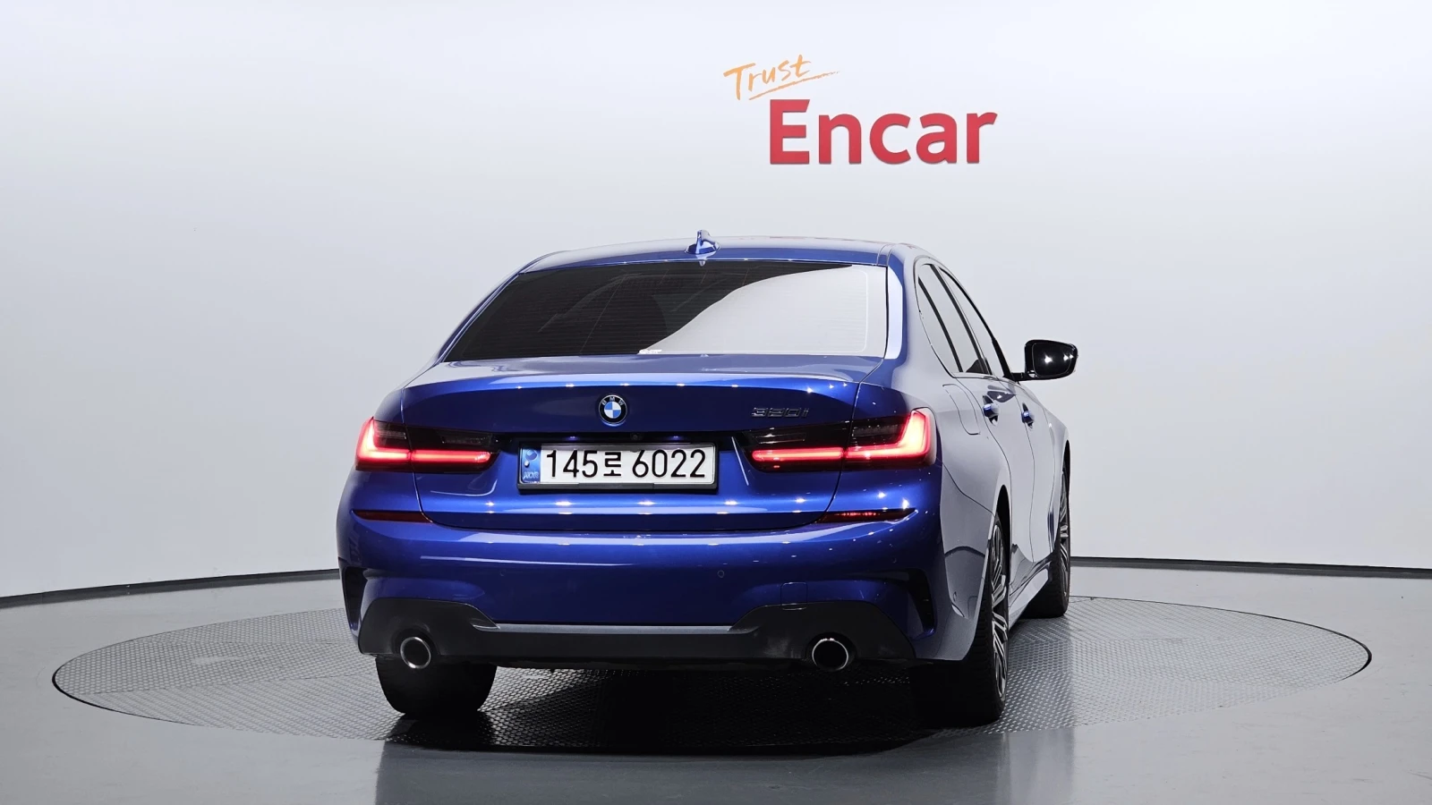BMW 320 i M Sport | HUD | 360  | ACC, снимка 4 - Автомобили и джипове - 56214173