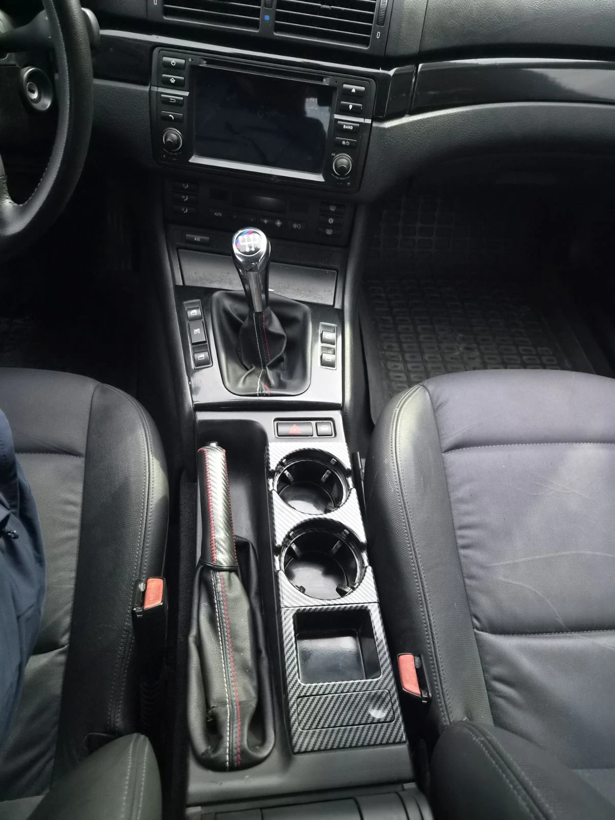 BMW 320 2.0d, снимка 13 - Автомобили и джипове - 56505503