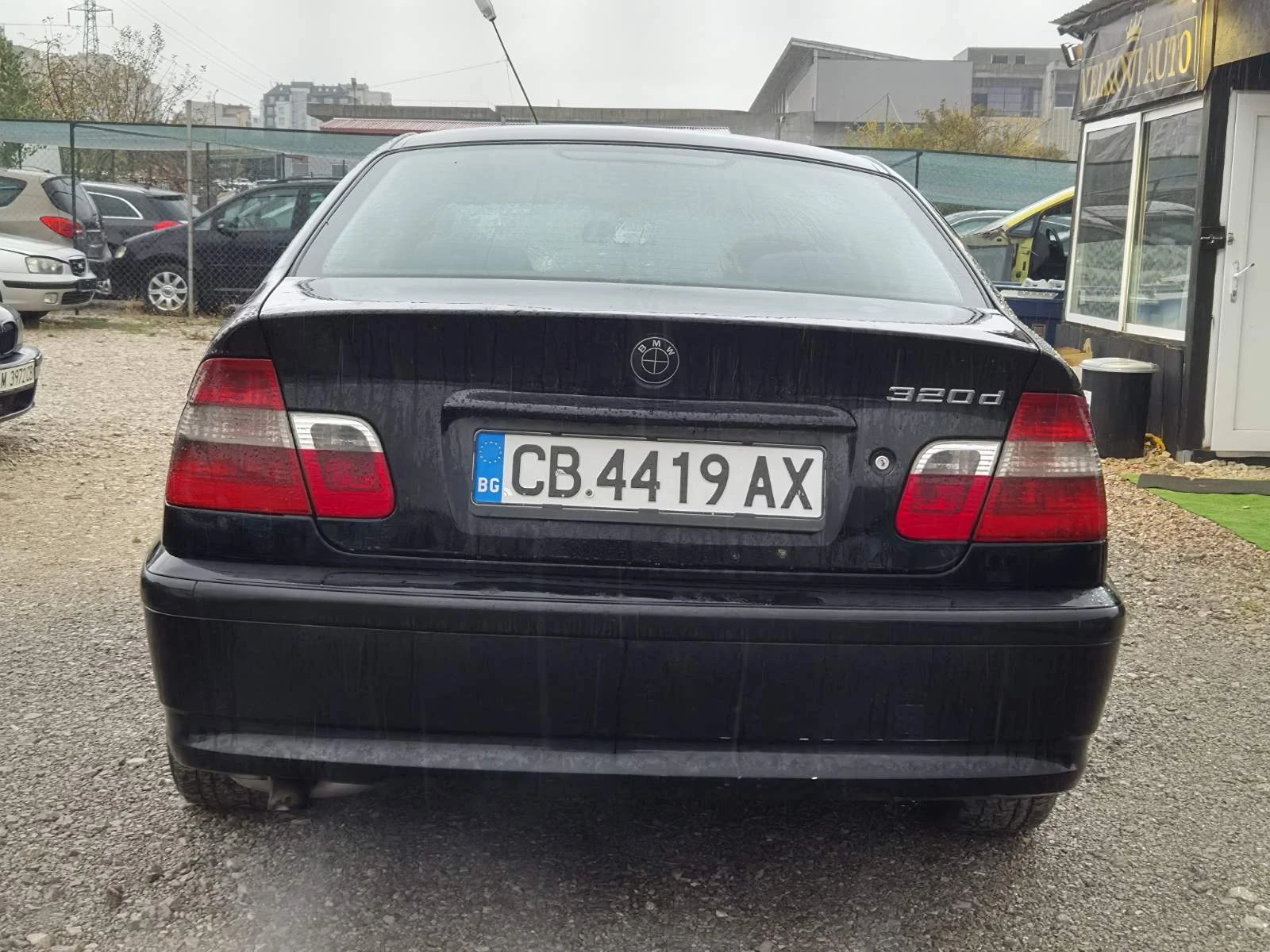 BMW 320 2.0d, снимка 4 - Автомобили и джипове - 56505503