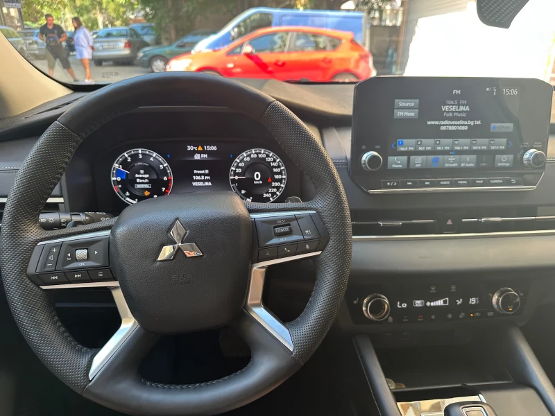 Mitsubishi Outlander, снимка 9 - Автомобили и джипове - 52517668