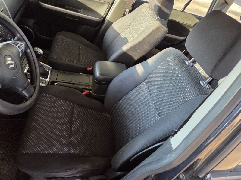 Suzuki Grand vitara, снимка 9 - Автомобили и джипове - 52659505