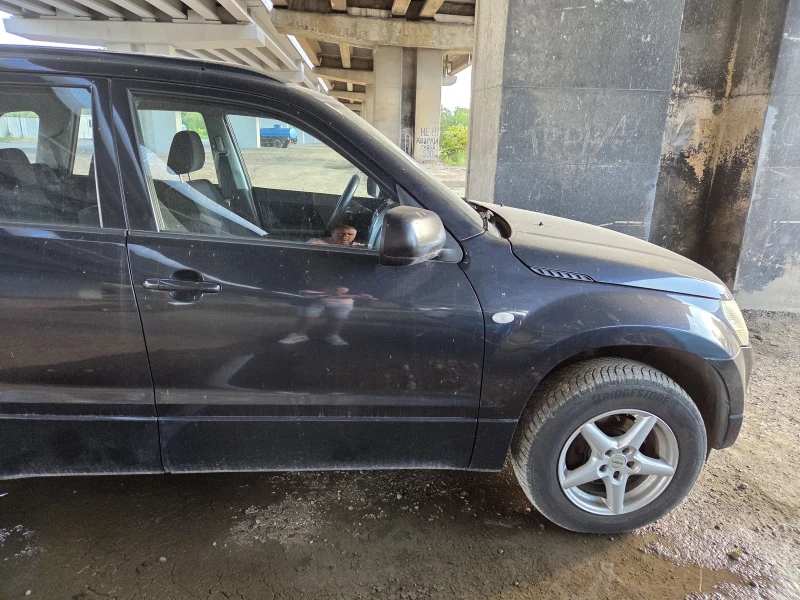 Suzuki Grand vitara, снимка 6 - Автомобили и джипове - 52659505