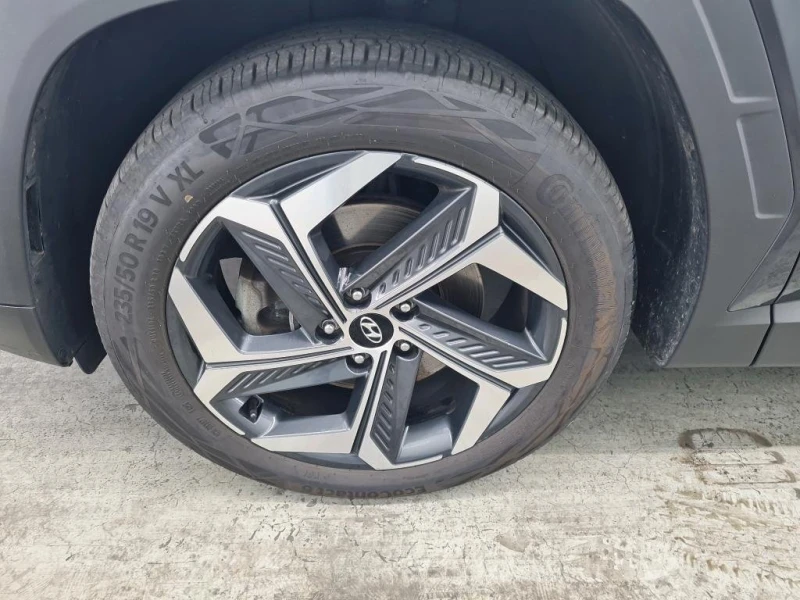 Hyundai Tucson  Comfort - AWD , снимка 10 - Автомобили и джипове - 52574486