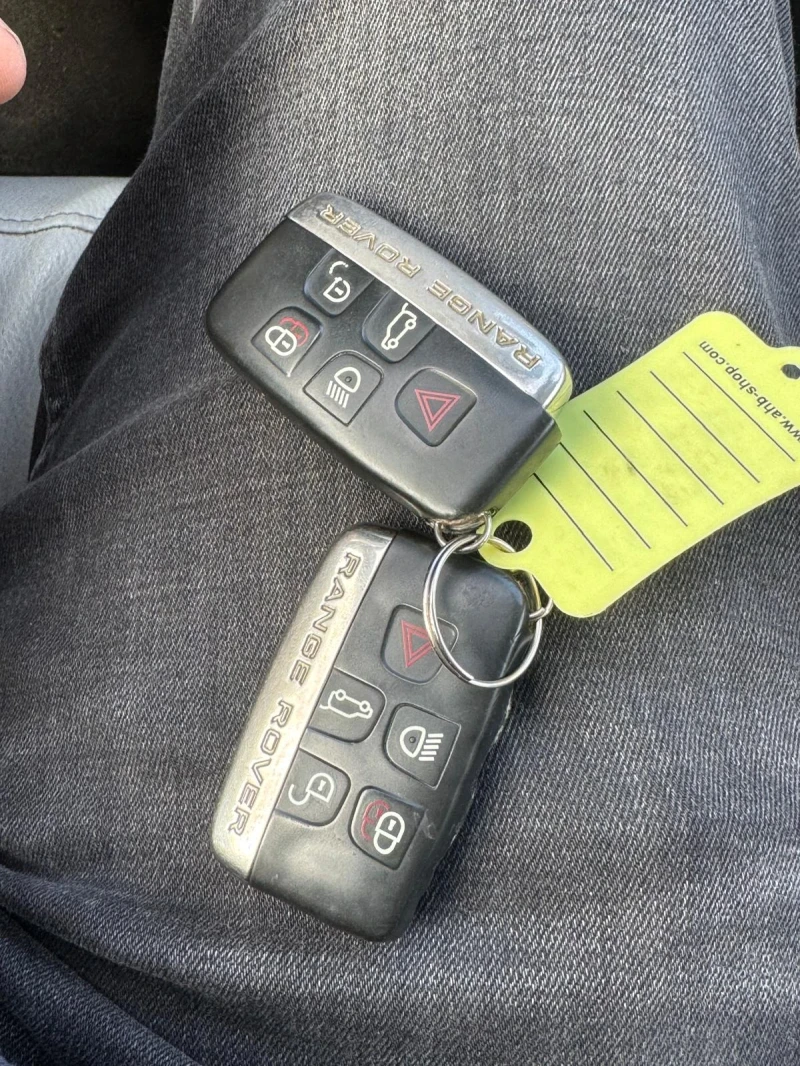 Land Rover Range Rover Evoque LED* NAVI* КОЖА* 2.2td 4x4 150hp* 2015г, снимка 2 - Автомобили и джипове - 52645580