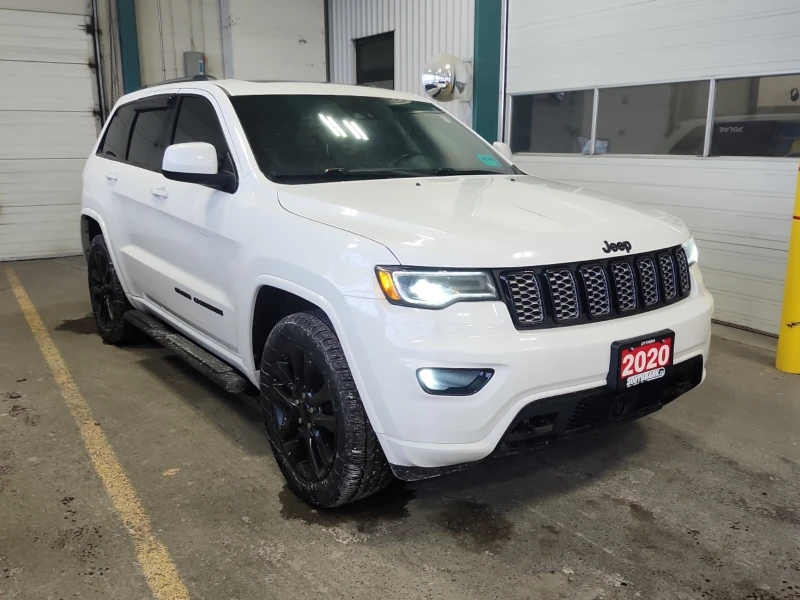 Jeep Grand cherokee ALTITUDE * * CARFAX * * АВТО КРЕДИТ * * , снимка 2 - Автомобили и джипове - 53186987