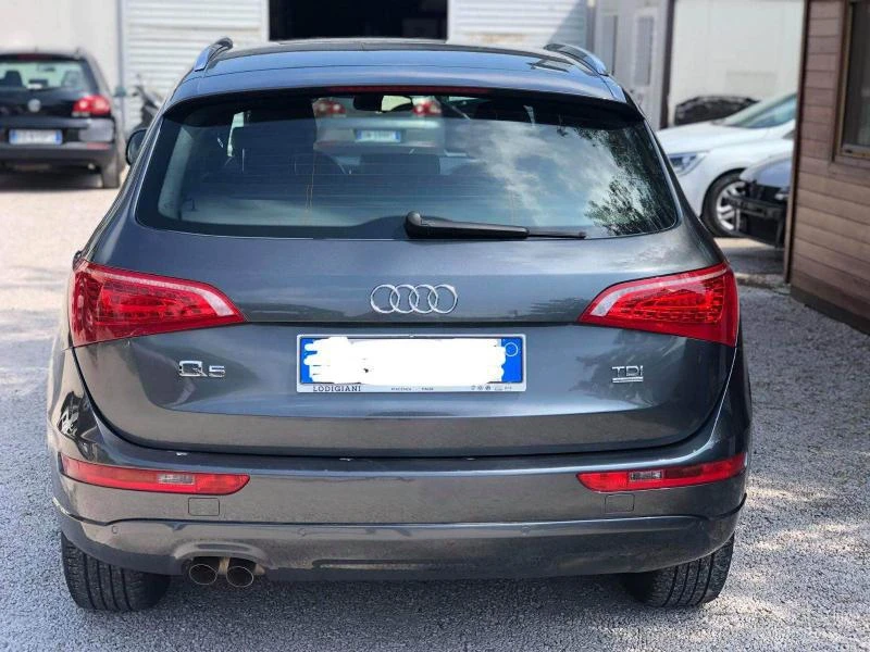 Audi Q5, снимка 13 - Автомобили и джипове - 42033392