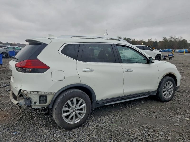 Nissan Rogue 2.5L 4 Front-wheel Drive, снимка 9 - Автомобили и джипове - 53198935