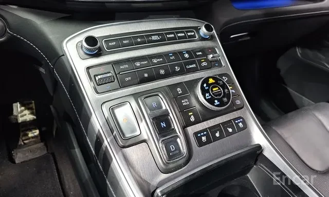 Hyundai Santa fe 2.2 CRDi 4WD CALLIGRAPHY , снимка 9 - Автомобили и джипове - 55850088